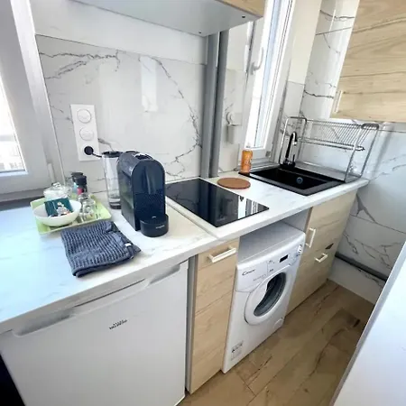 Tres Jolie 6 Paisible, Moderne, Agreable En Face De La Gare